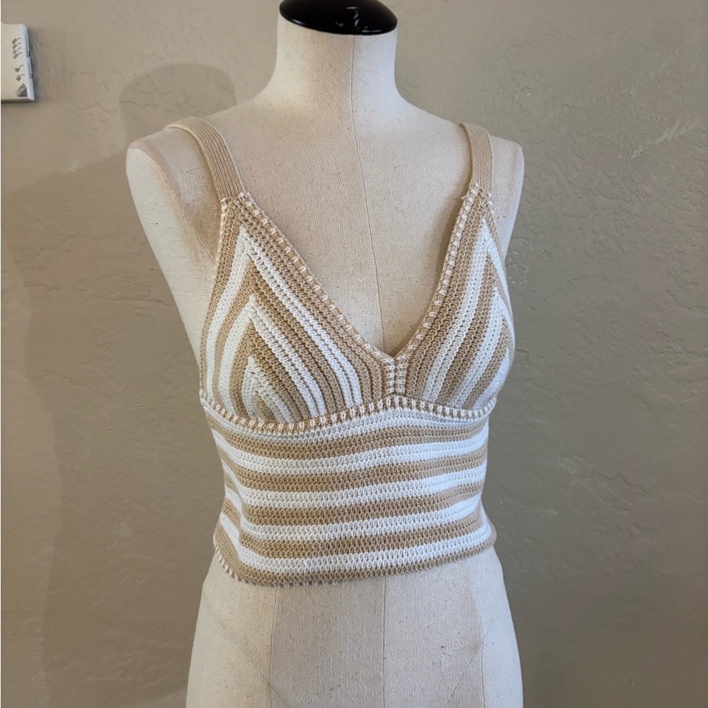 Woman’s Willow & Wind Striped Crochet Tank Top in Cream & Tan Sz Med NWOT